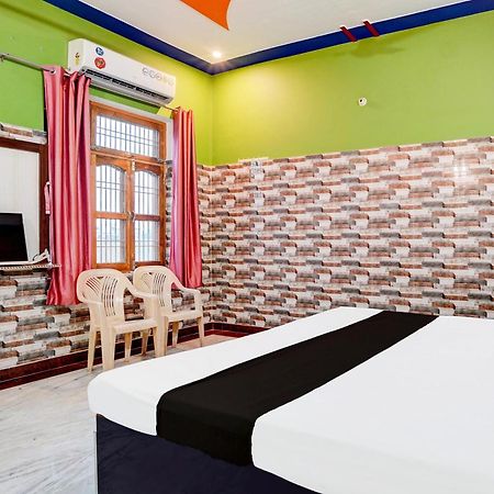 Hotel O J.D. Palace Varanasi Exteriör bild