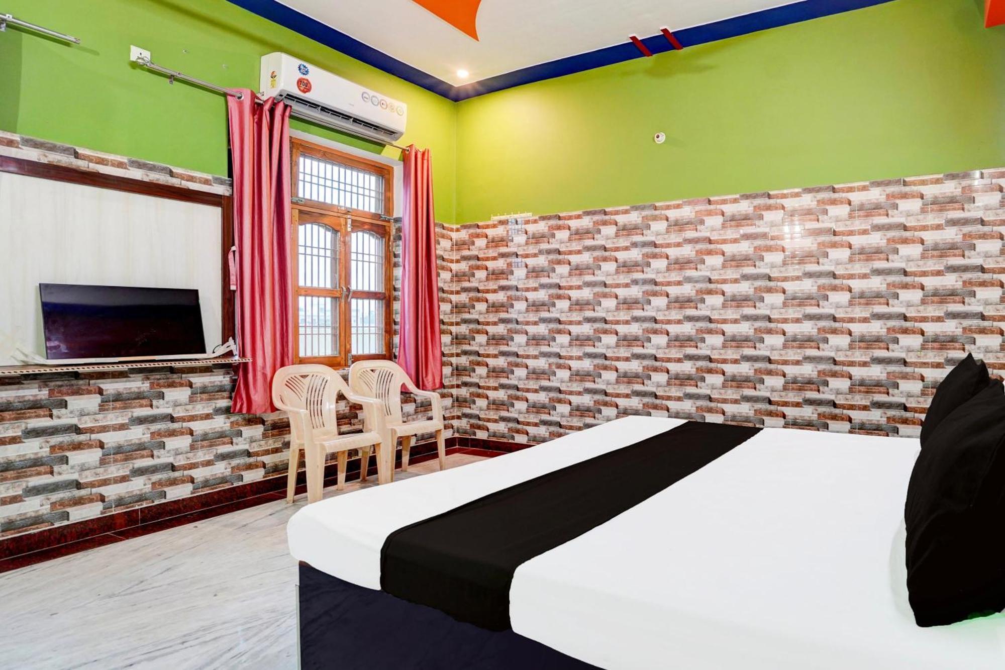 Hotel O J.D. Palace Varanasi Exteriör bild